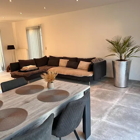 Maison Lesve プロフォンドヴィル